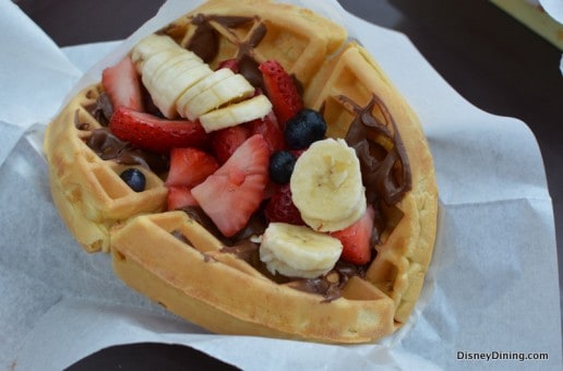 Which is Better, Free Disney Dining Plan or a Room Discount