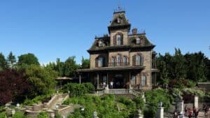 Disney’s Haunted Mansion Attraction Will Be Closing This Spring