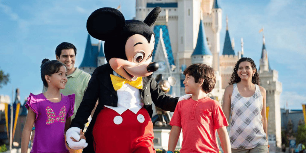 The Ultimate Disney World Packing List for 2025 (What You’ll Actually Use)