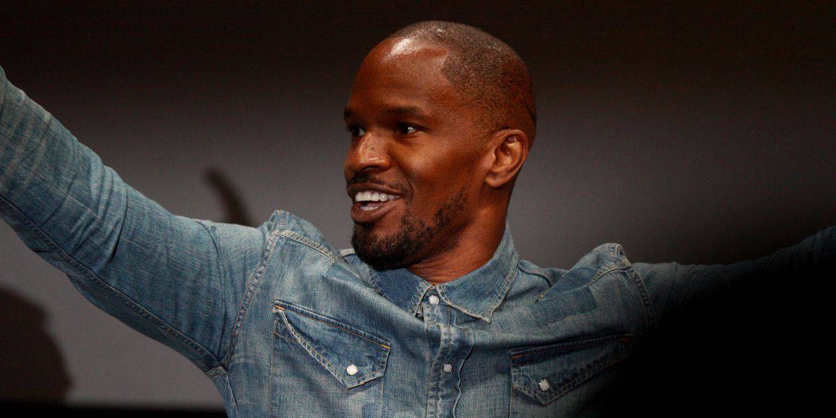 actor jamie foxx medical condition health update strong golf boat