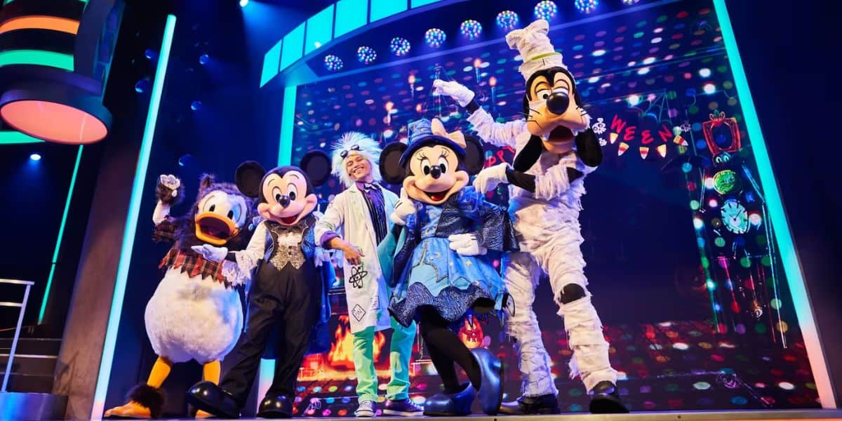 Donald, Mickey, Minnie, Goofy Oogie Boogie Bash