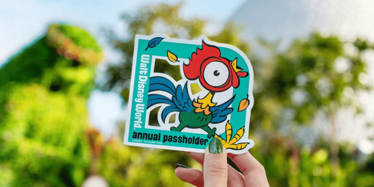 hei hei annual passholder magnet