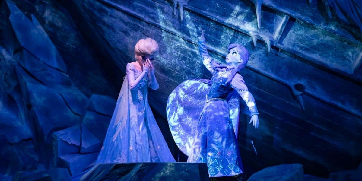 Anna and Elsa's Frozen Journey Tokyo Disney
