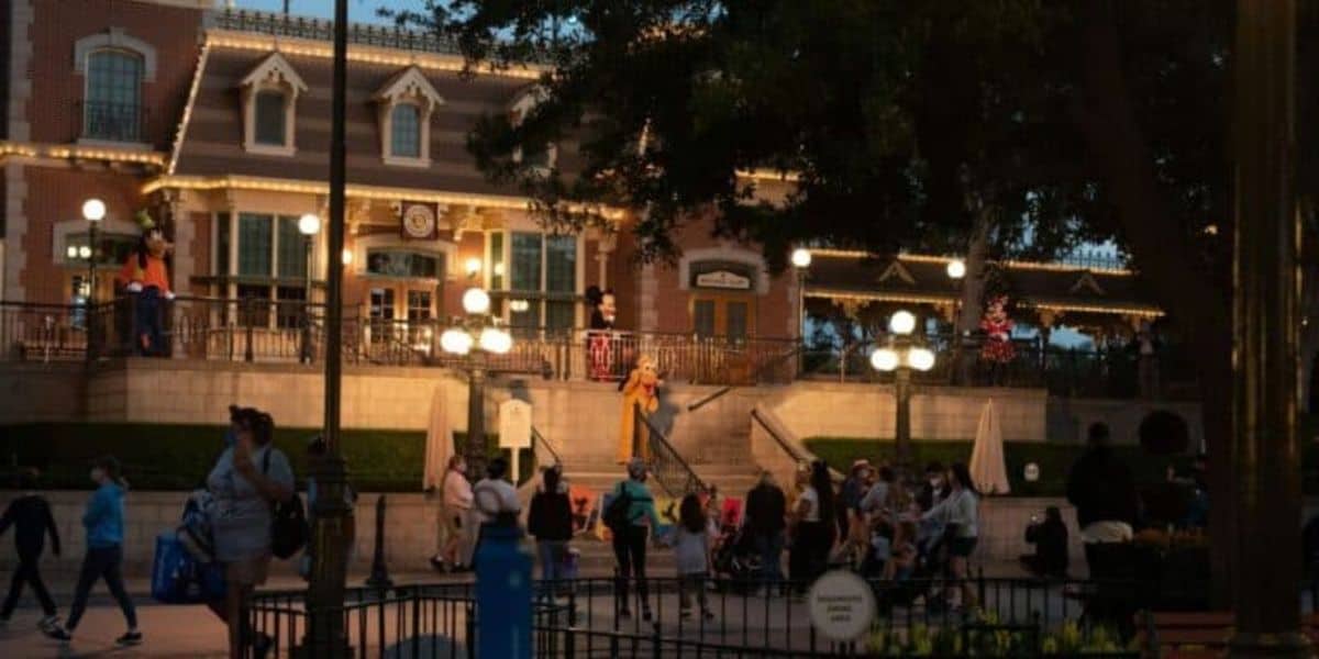 Disney Parks Attraction