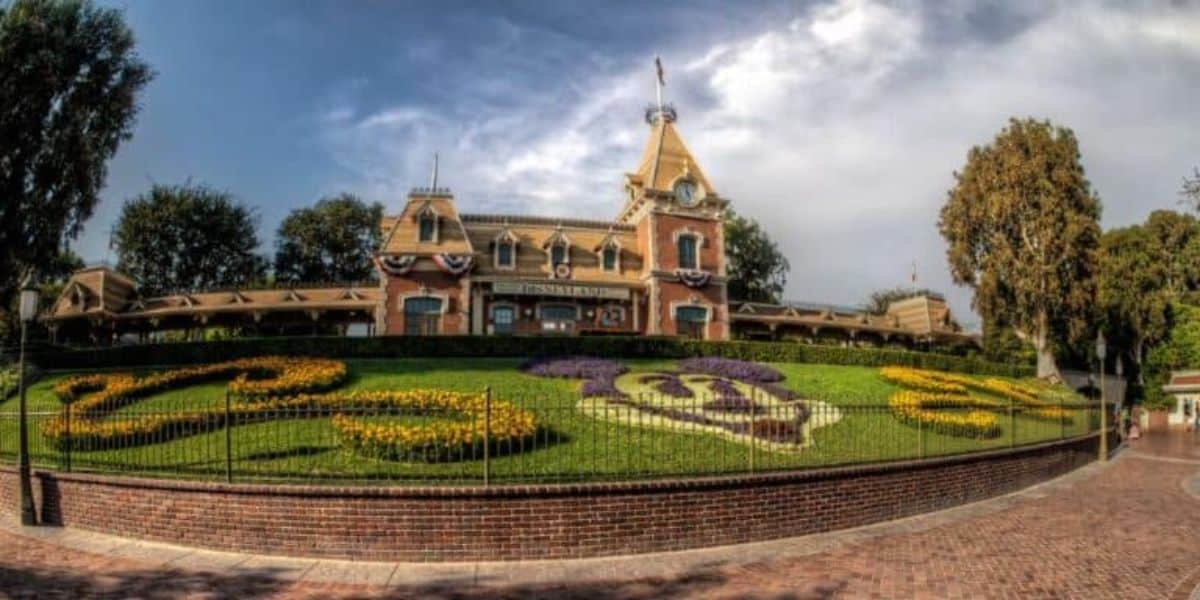Disney Attractions
