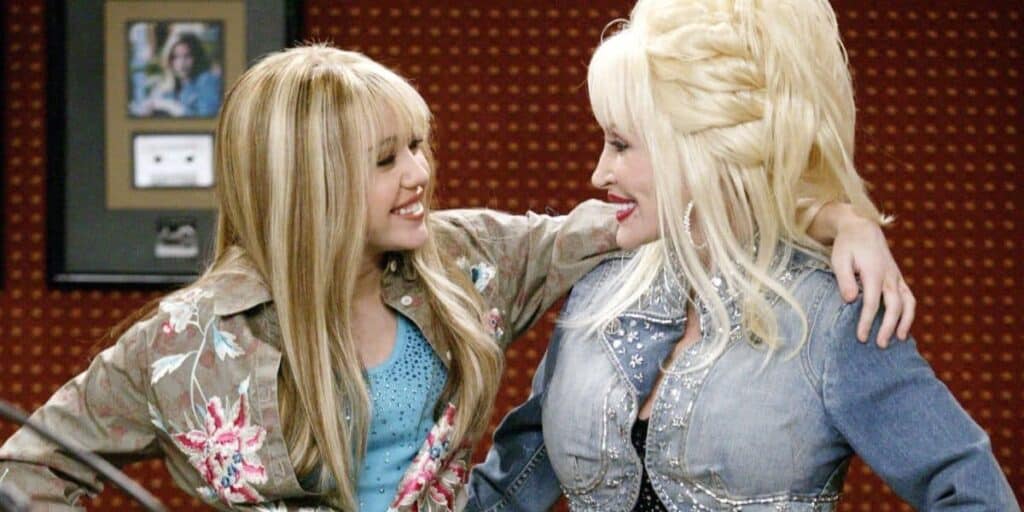 Dolly Parton Reveals Stunning Information About Miley Cyrus