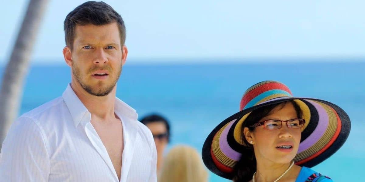 Eric Mabius and America Ferrera in Ugly Betty on ABC