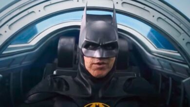 Michael Keaton's Batman in the Batwing in 'The Flash'