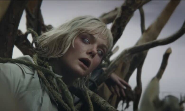 Elle Fanning in the 'Predator: Badlands' trailer