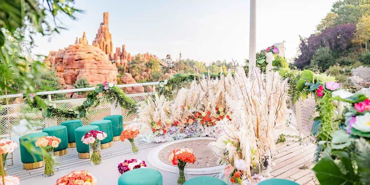 Disneyland Paris wedding at Big Thunder Mountain