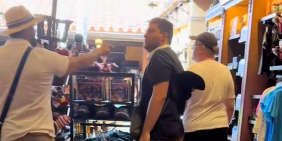 A screenshot from a video of a fight over splashing water at Walt Disney World Resort.