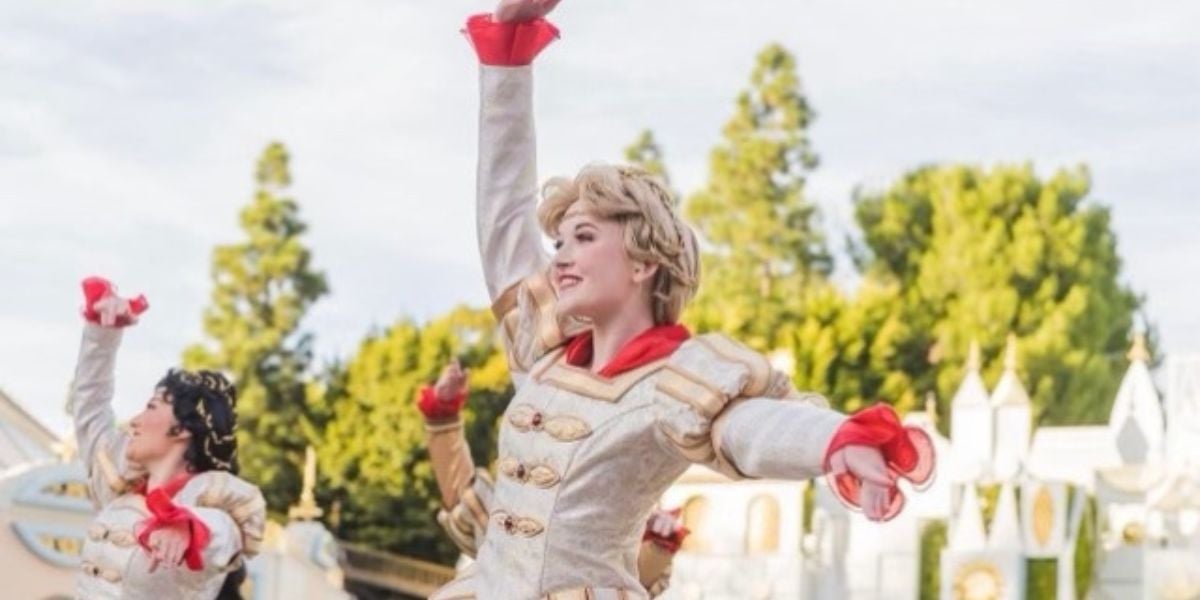 Hannah Jacks Performs in A Christmas Fantasy Parade at Disneyland