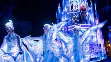 Paint the Night Parade Disneyland