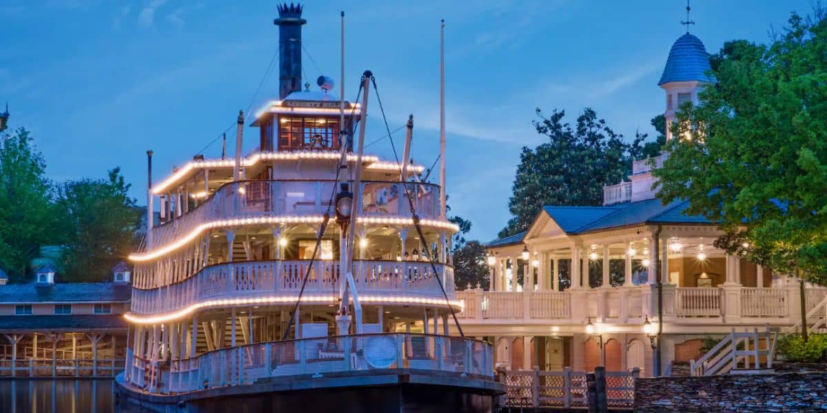 The Liberty Belle on the Rivers of America at night