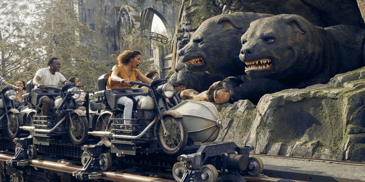 Hagrid's Magical Creature Motorbike Adventure