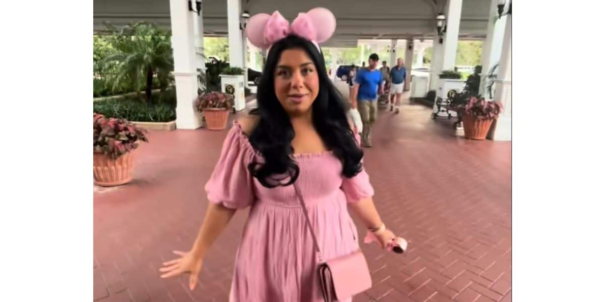 A woman in a TikTok sharing her "hack" for free parking at Walt Disney World Resort.