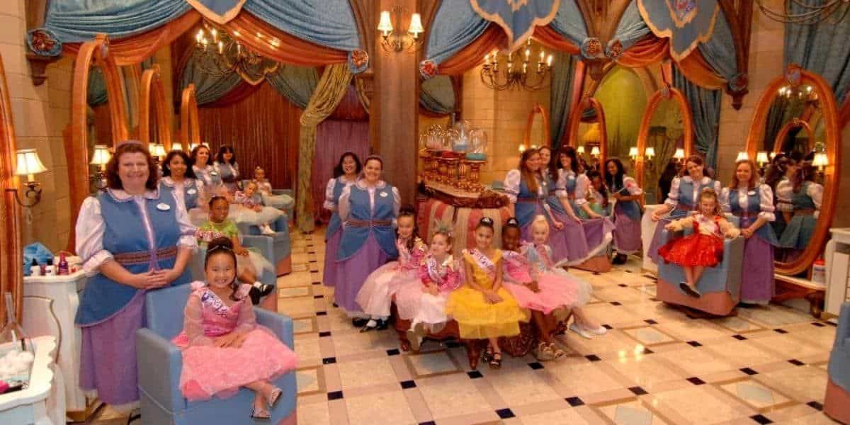 Guests and cast members at Bibbidi Bobbidi Boutique.