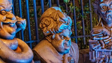 statues at Disney World's Haunted Mansion in Magic Kingdom