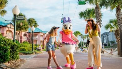 Guests with Daisy Duck at Walt Disney World hotel