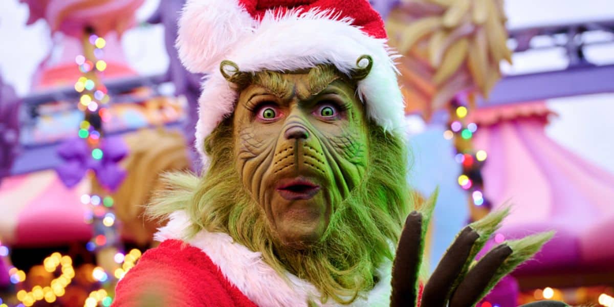 close up of the grinch actor at universal's islands of adventure, seuss landing, at christmas time