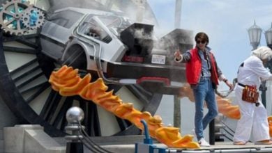back to the future float in universal's movie parade