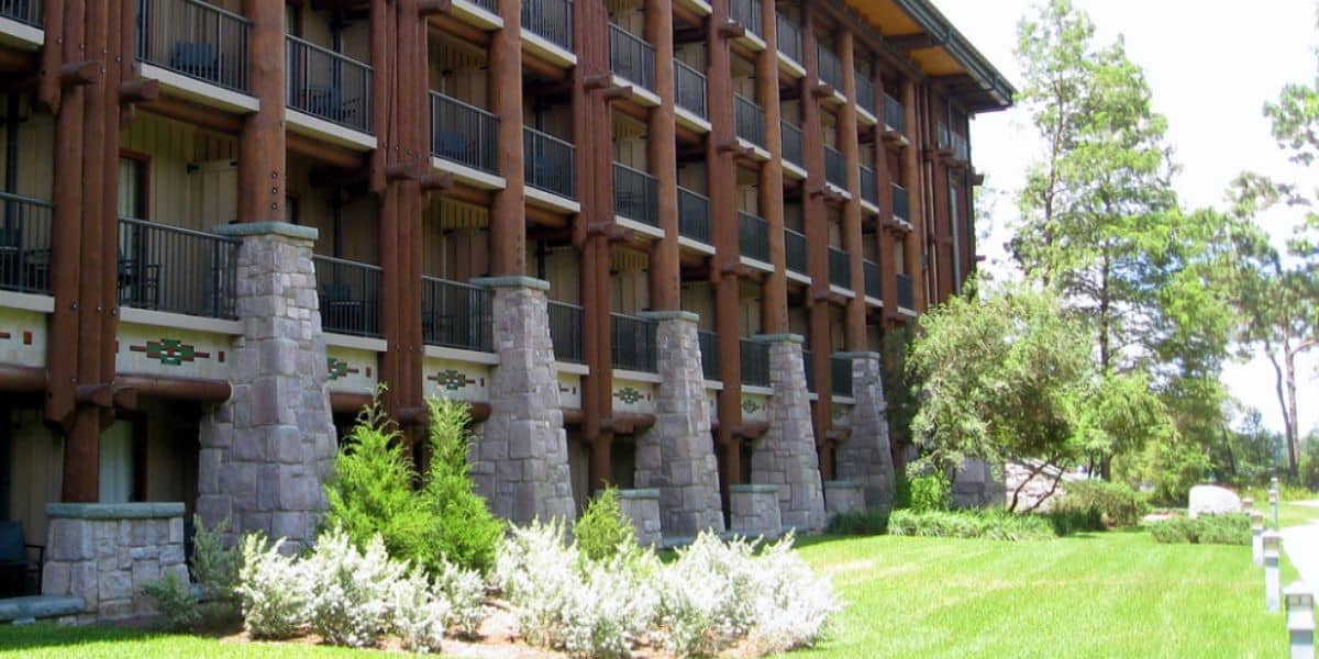 Guest rooms at Disney's Wilderness Lodge