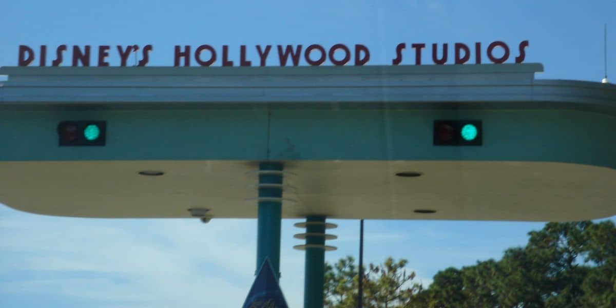 Disney’s Hollywood Studios parking lot entrance sign