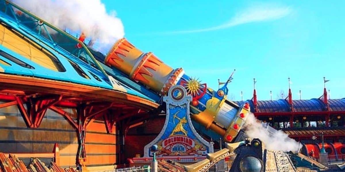 space mountain's iconic canon in disneyland paris