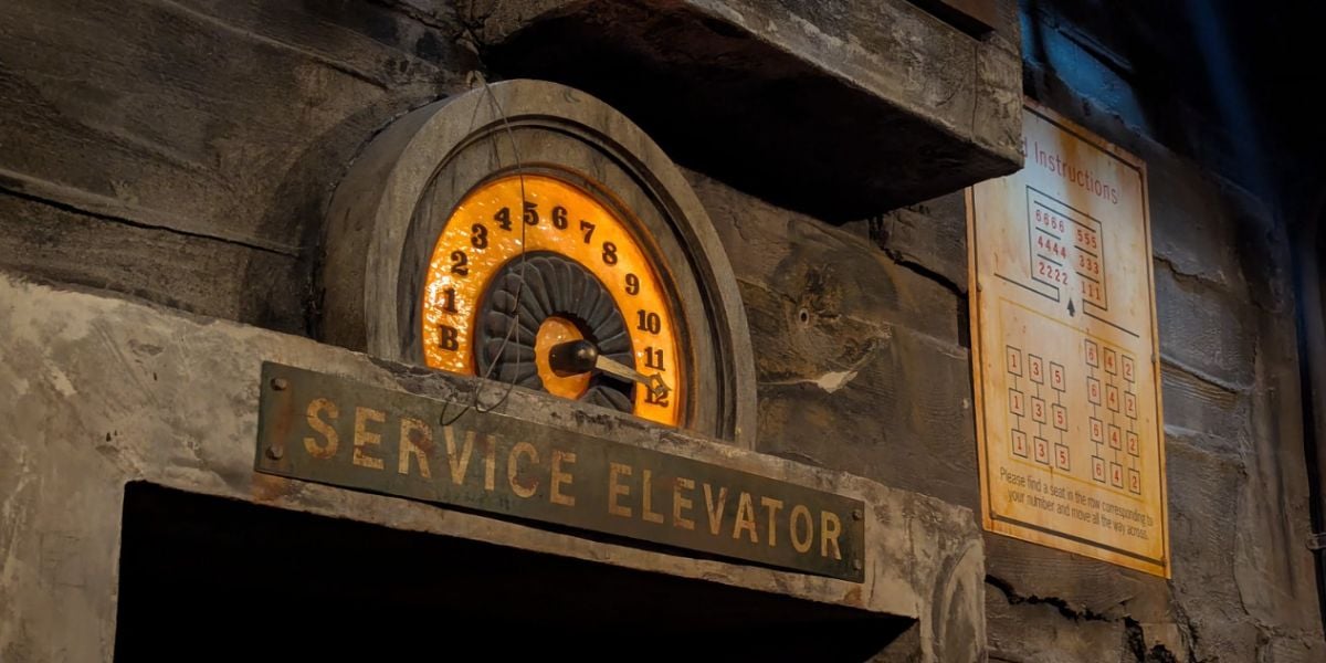 Service elevator dial on the Twilight Zone Tower of Terror