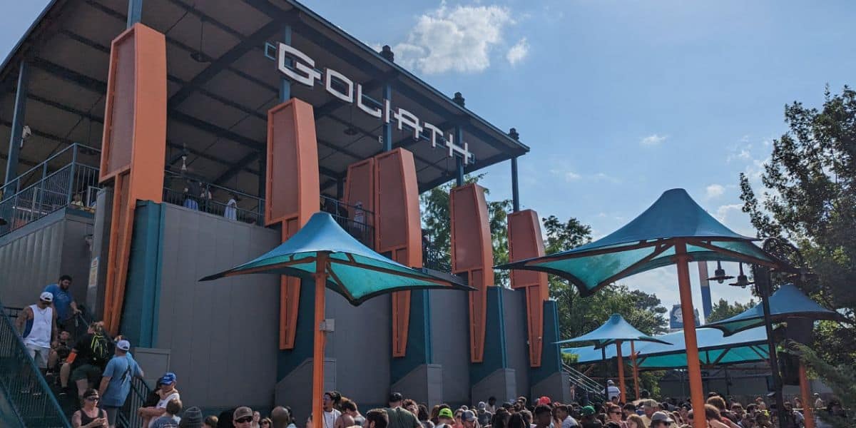 Goliath queue at Six Flags Over Georgia.